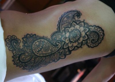 ornamental tattoo decorazione tatuaggio bologna best tattoo via Goito 10a tatuatrice