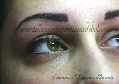make up tattoo piercing eyeliner eyebrow make up trucco